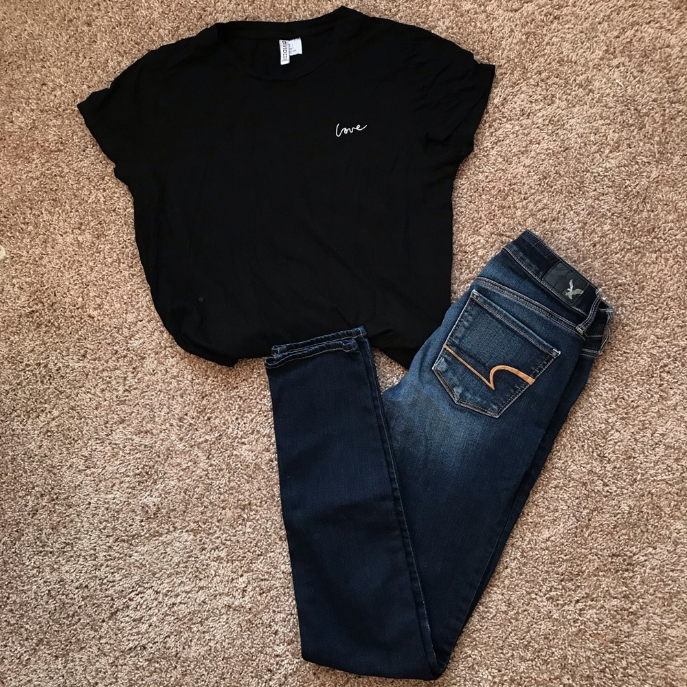 SOLD Cute outfit bundle